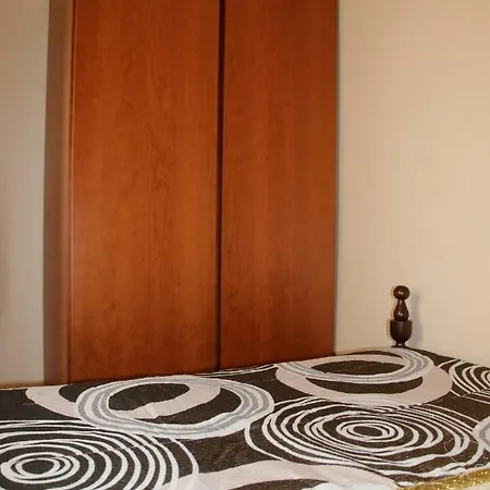 Daire Salvador House Ii